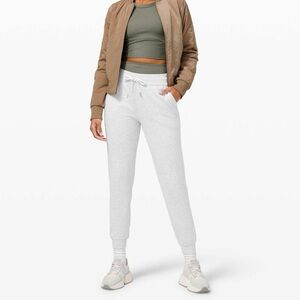 Lululemon Scuba High-Rise Jogger *Fleece 28"